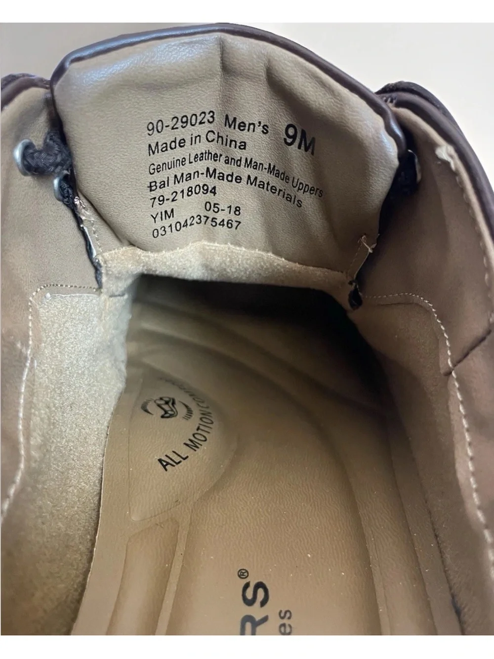 Dockers Trustee Dark Tan Leather Oxford with All Motion Comfort Men’s 9 M